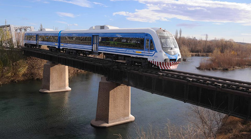 Modernrailcaronbridge