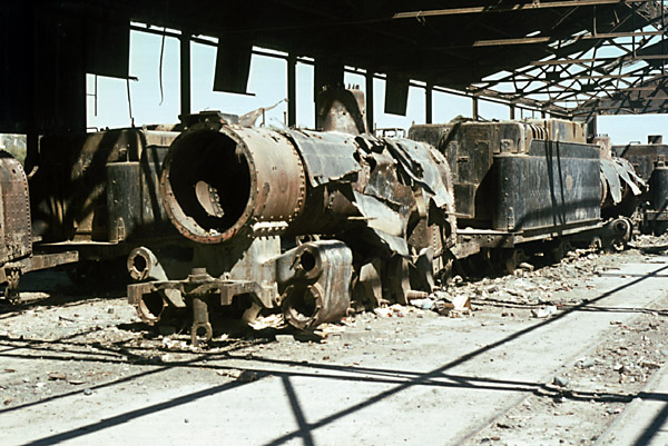 Trelew1975locoshed2